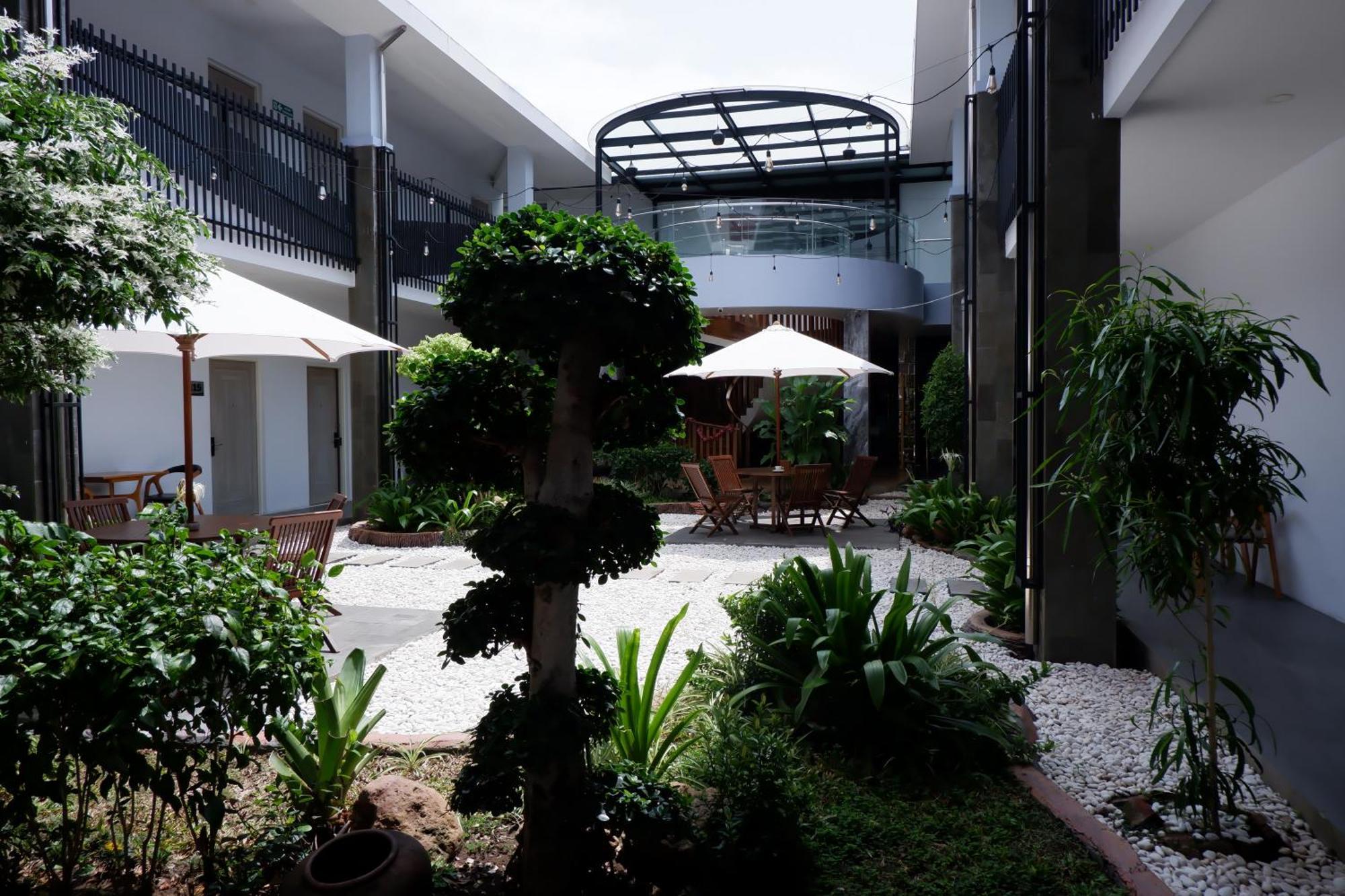 Sumbawa Grand Samota Hotel מראה חיצוני תמונה